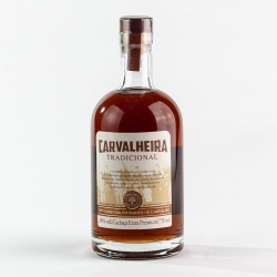 Cachaça Carvalheira Tradicional 750ml